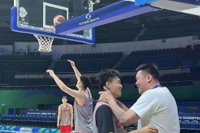 kpl中国官网 -包含赛前体能课后；广东宏远内部沟通备战英超；态度坚定；临场指挥获称赞的词条